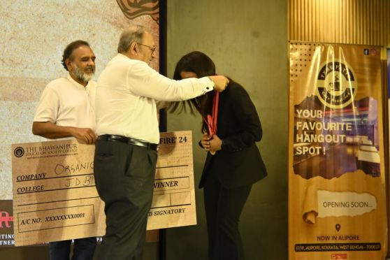 Prof Dilip Shah, Rector and Dean of Student Affairs, Dr Suman Mukerjee, Director General, felicitated the winners.
