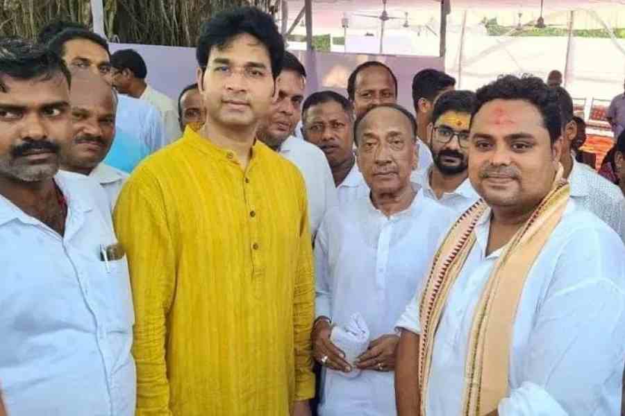 ML candidate from Patakura Arabinda Mohapatra (in yellow kurta). with his father Bijoy Mohapatra and Kendrapara BJD Lok Sabha candidate Anshuman Mohanty.