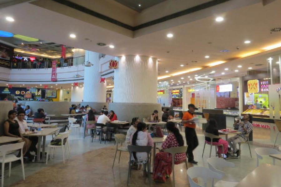 The food court of Mani Square on a weekday. In the weekends, all the tables get taken