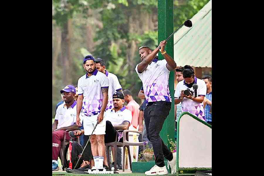 Andre Russell and Manish Pandey at Knight Golf