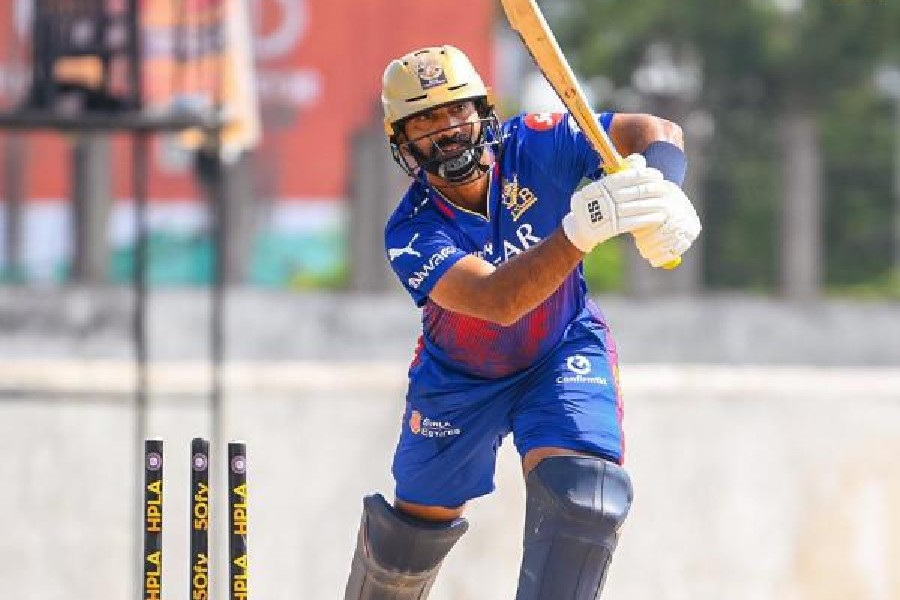 Dinesh Karthik's experience as a finisher will be crucial for RCB