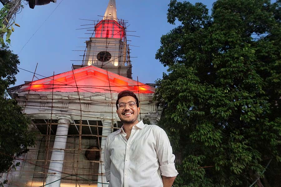 Tushar has especially developed a technology to regulate the lighting at St Andrew’s Church so that the colour temperature will be 1800 Kelvin, to mimic the 5am sunrise