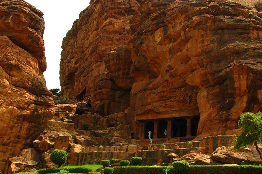 The entry point to the Badami cave temple complex.