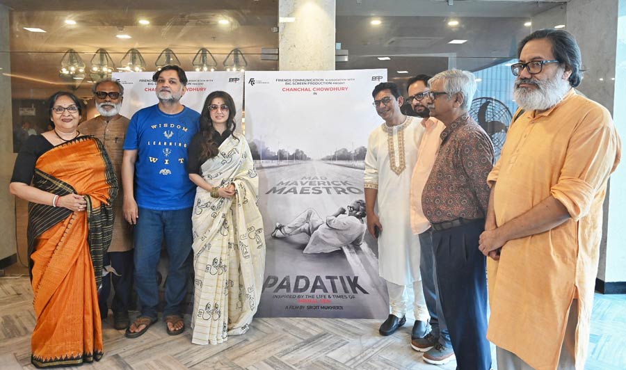 Dancer and actress Mamata Shankar, actors Chanchal Chowdhury and Monami Ghosh were spotted at Nandan on Tuesday for the teaser launch of the movie Padatik. The director of the movie, Srijit Mukherji, was also present  
