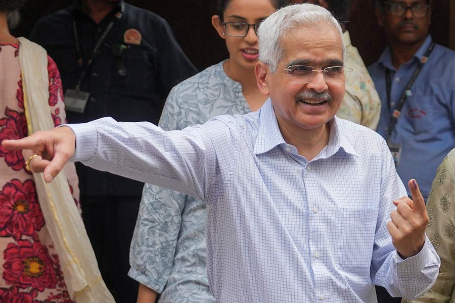 RBI Governor Shaktikanta Das after casting his vote