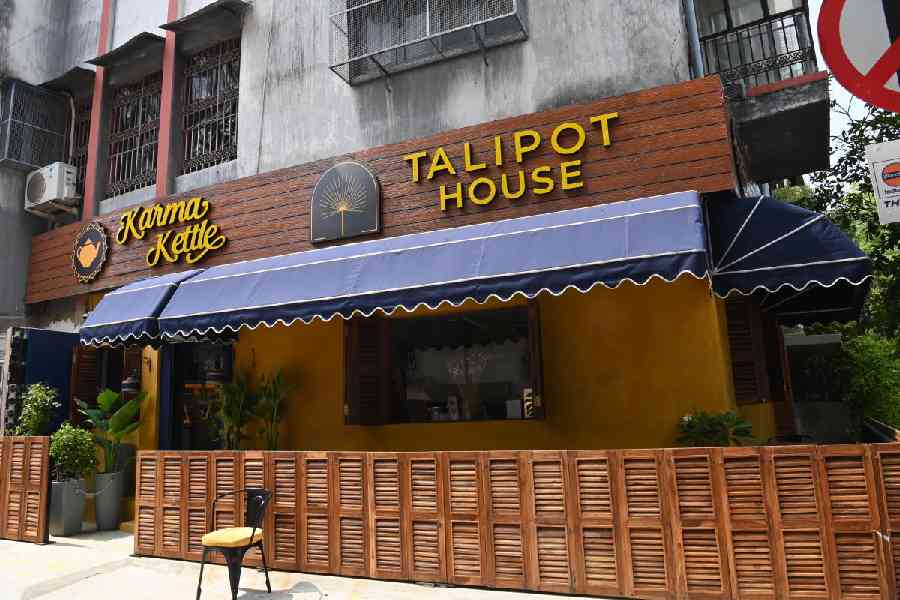 The store's interiors and facade exudes an Indo-French vibe and is anchored in the philosophy of promoting an eco-friendly path of living. The teak louvred shutters, fencing in the façade, and the signature yellow oxide exterior walls are welcoming. 