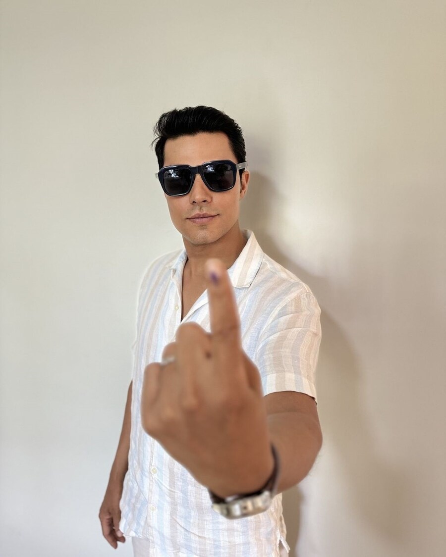 Randeep Hooda sported a white printed shirt and black shades on polling day. “I have done my duty, Have you?” he wrote in the caption. The actor’s latest film Swatantra Veer Savarkar, a biopic of Vinayak Damodar Savarkar, is slated to release on ZEE5 on May 28.
