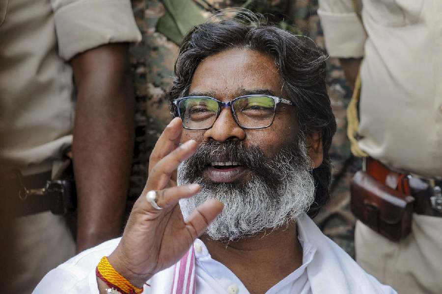 Hemant Soren Former Jharkhand Chief Minister Hemant Soren Gets Bail In Money Laundering Case