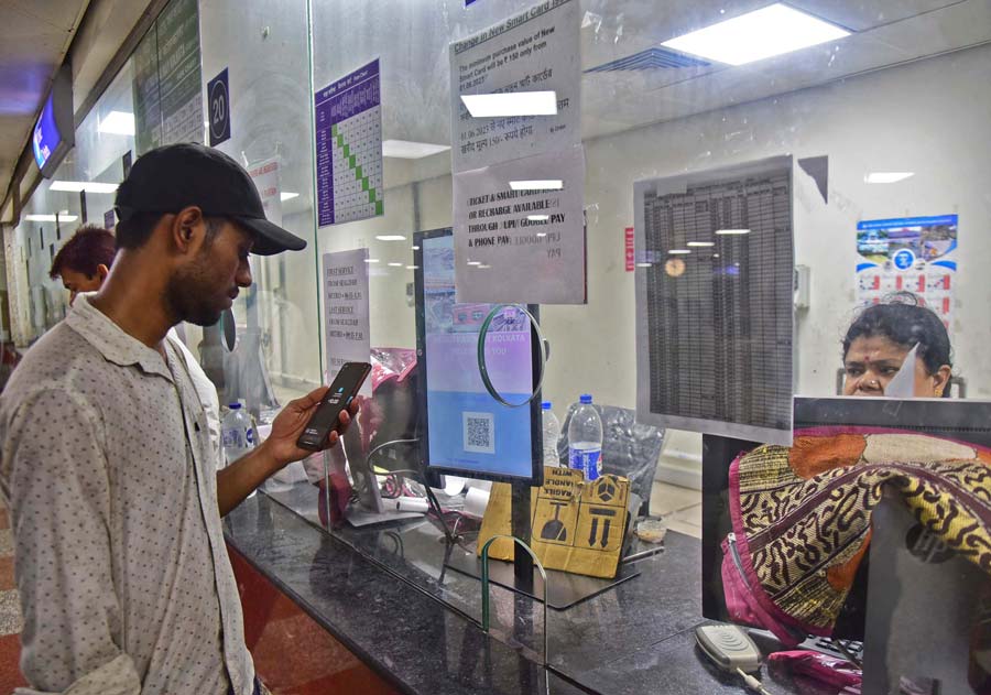 Metro Railway has introduced UPI- based ticketing systems at all stations of Metro Rail Green Line (East-West route). It has also been introduced at the Park Street station of the Blue Line. In picture, a man buying a ticket through UPI-based ticket system at the Sealdah Metro station