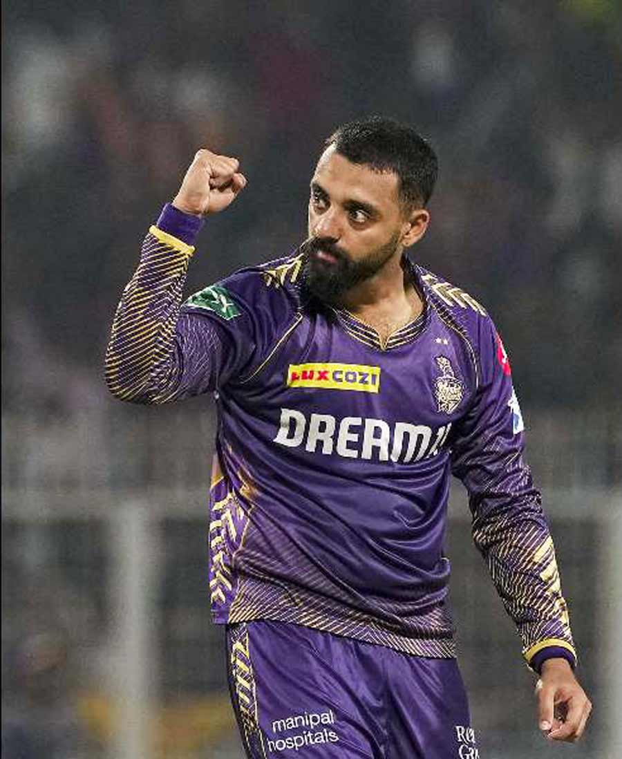 Varun Chakravarthy (KKR): The most bankable spinner this season, Chakravarthy’s score of wickets have seen him make our weekly XI twice. By the standards of hitting this year, his economy rate of 8.18 is outstanding. His spell of three for 16 against DC was arguably the finest of his KKR career, something he will look to trump during the final on a Chennai track that should prove conducive for his style of spin