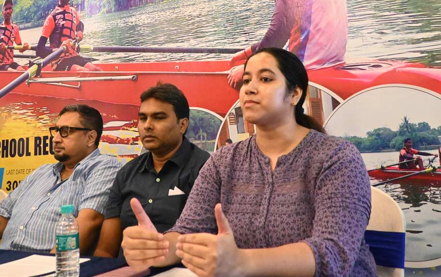 A press conference was held at Lake Club Kolkata by president Sudip Laha and Mayurakshi Mukherjee, national and international medalist on Thursday to announce the 49th All India Invitation Inter-School Regatta, 2024. It is a platform for young rowers to showcase their rowing skills and talents