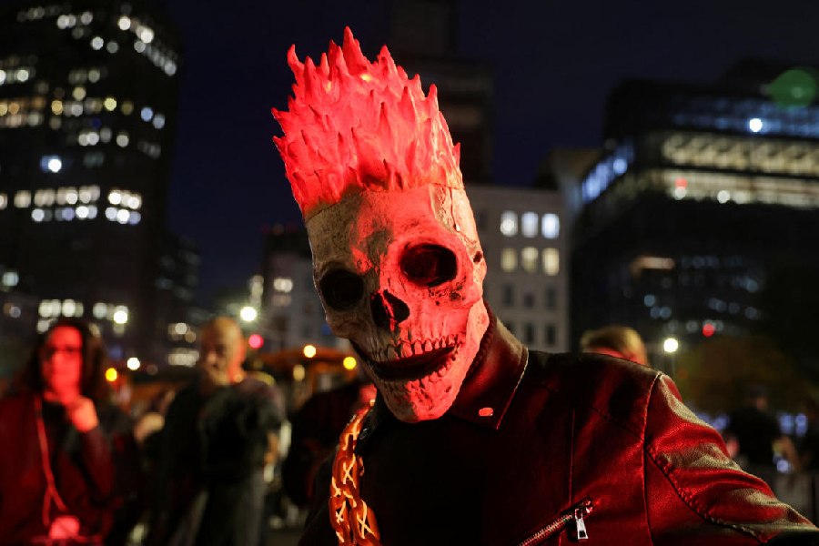 Halloween Donald Trump to zombies, New York City puts its spooky face