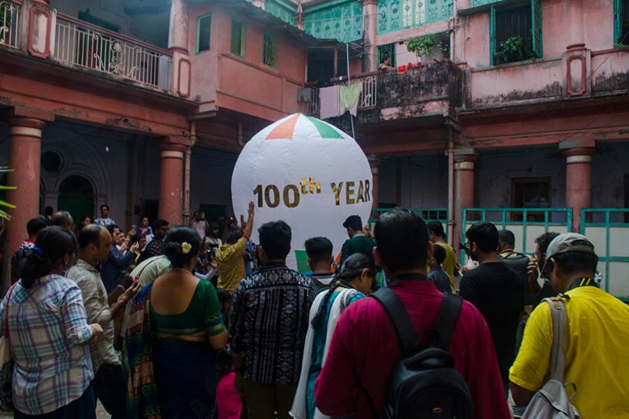 The first ‘phanush’ of the 100th Phanush Festival at Bholanath Dham 2024