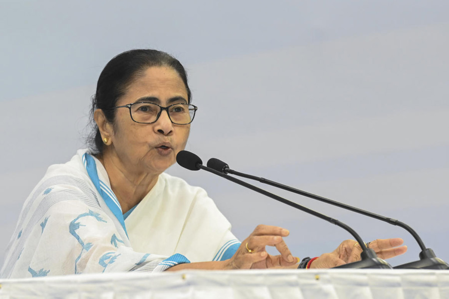 West Bengal government links five medical colleges in Calcutta with central referral system