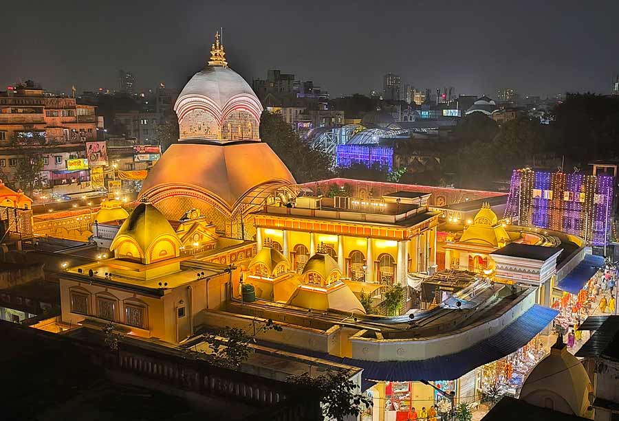 Kali temple in Kalighat lit up for Kali Puja  