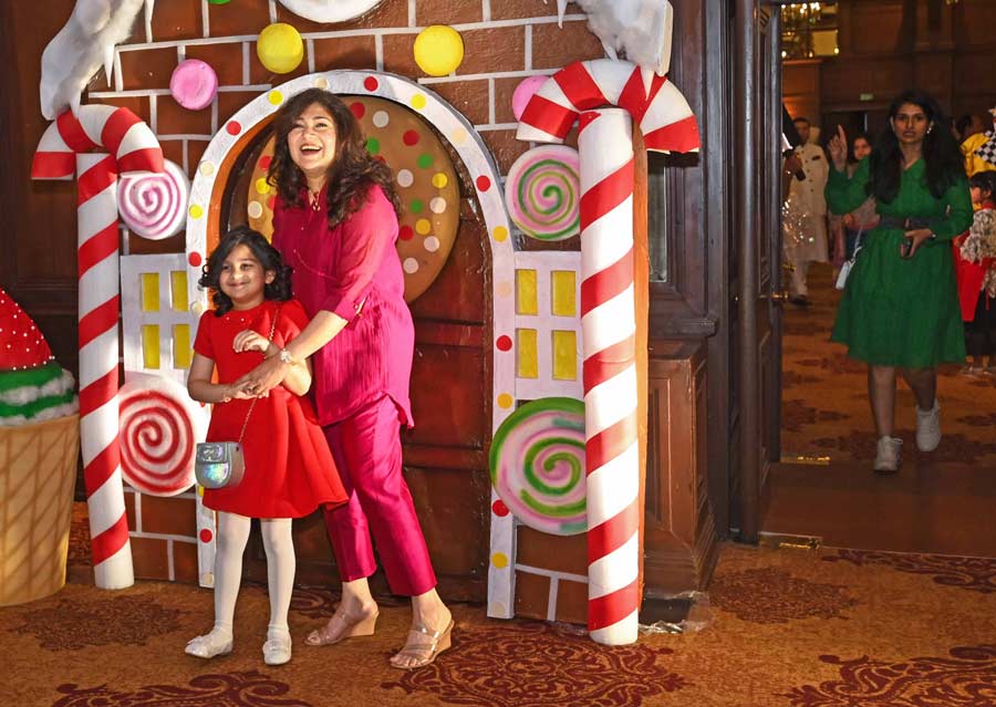 Host, Aavya M Bhutoria was elated. ‘My favourite part about this event was the cake mixing. I had fun with my friends while mixing the cake,’ she said