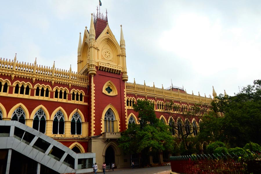 Calcutta Book Fair | Calcutta High Court on Publishers and Booksellers ...