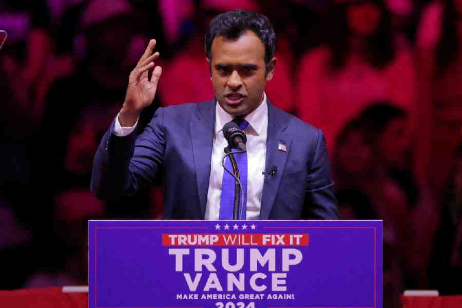 Vivek Ramaswamy's journey from bright son of immigrants to being Donald Trump's pick - Telegraph India