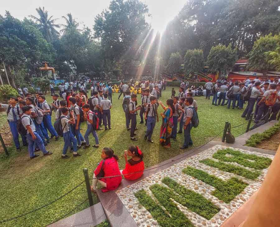 Over 2,500 students took part in the science fair, gallery visits and science shows on the premises on Thursday