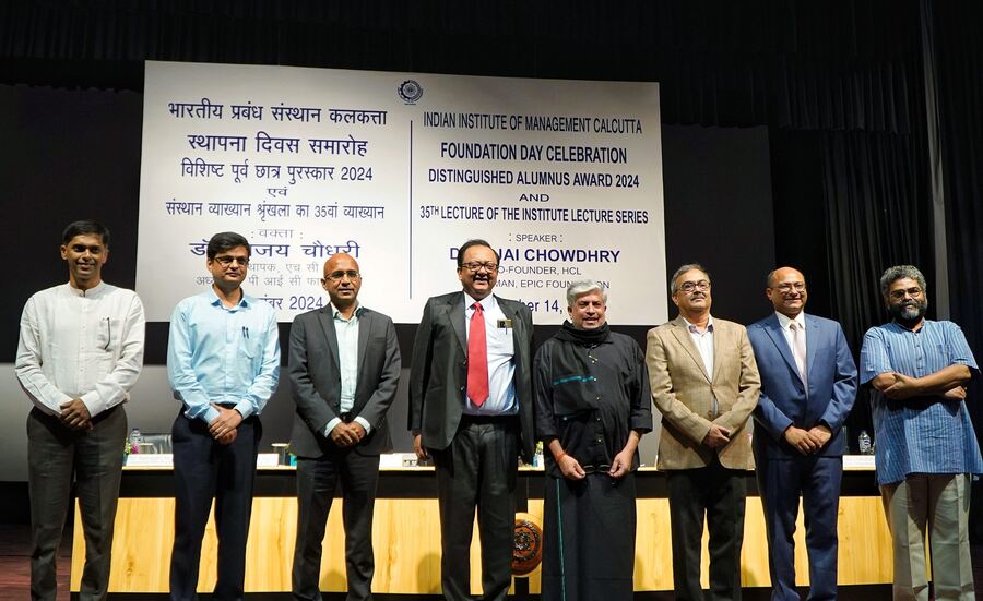 On November 14, the Indian Institute of Management (IIM) Calcutta celebrated its 64th Foundation Day at its campus in Joka with the annual Distinguished Alumnus Awards and a special lecture by Ajai Chowdhry, co-founder, HCL and chairman, EPIC Foundation