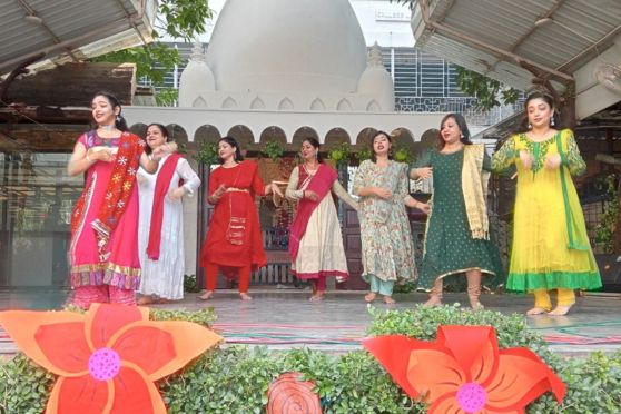 The celebration featured a “musical journey around the world,” where students explored the vibrant beats and cultures of diverse communities. This was followed by an encouraging speech from Secretary General, Vinod Kumar Agarwal, who motivated students to pursue their dreams with confidence