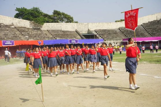 The march past was led by the Head Girl and the respective House Captains. 