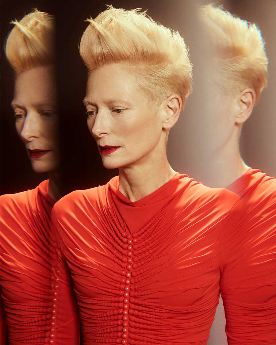 Tilda Swinton rocked the Governor’s Awards in a red dress.