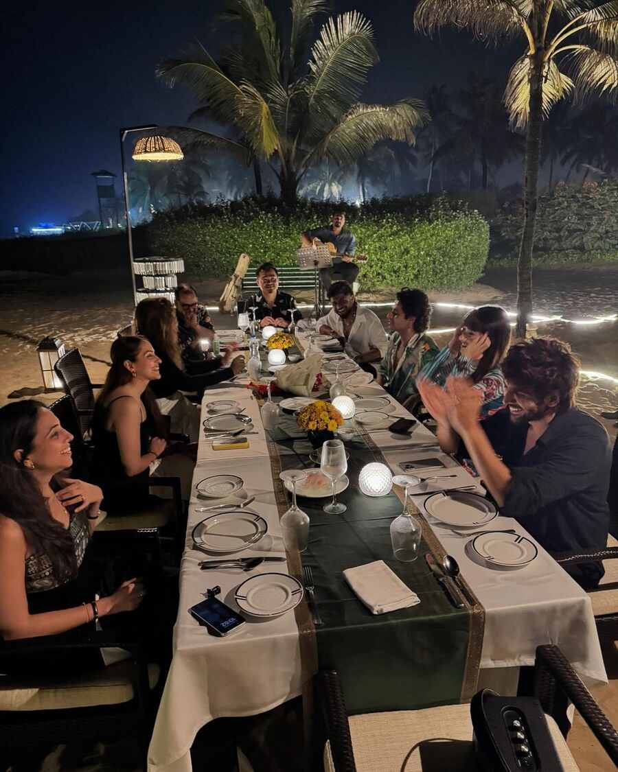 The Bhool Bhulaiyaa 3 actor, who celebrated his birthday on November 22, clapped his hands and laughed to his heart’s content while having dinner on the beach. “A Birthday to remember 🙃A much needed getaway ❤️,” he wrote. A black shirt paired with black trousers was his choice of outfit for the night.