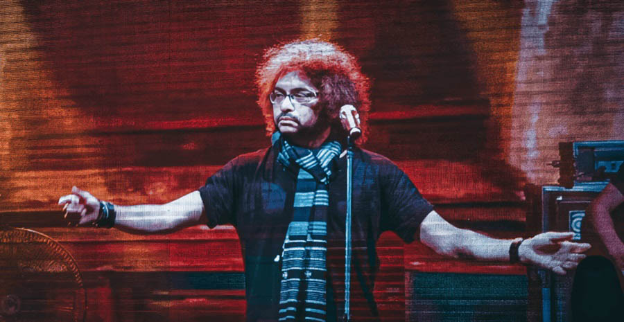 Rupam Islam, the frontman of Bangla rock band Fossils, takes in the energy of the crowd as he performs the iconic Fossils track ‘Ekla Ghor’ at Bengal Rising 3.0 with My Kolkata as the digital media partner