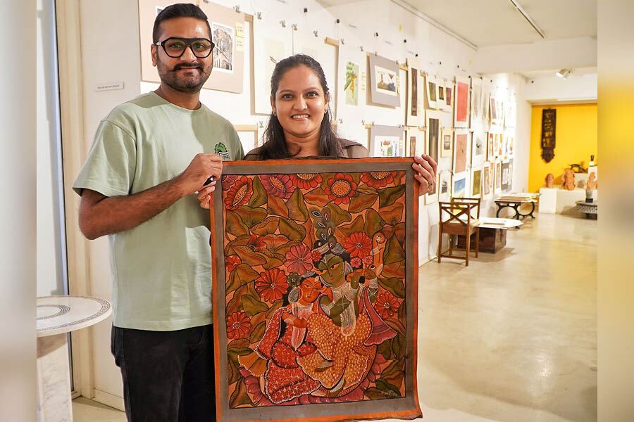 Shashank Bhootra and Garima Chandak bought paintings by Subir Dey and Swarna Chitrakar on the last day of Art Mela