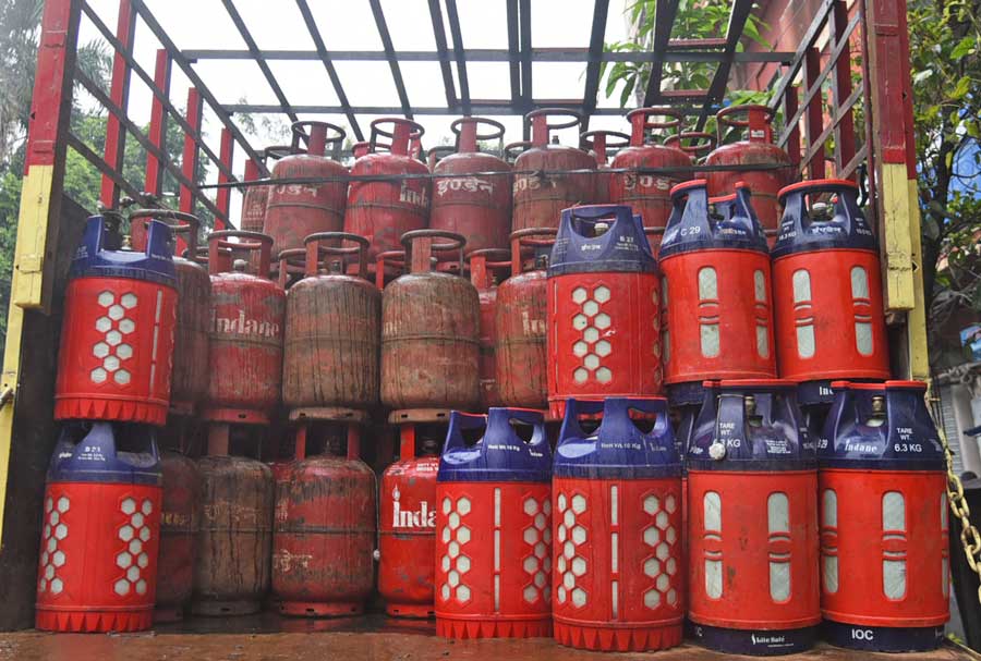Several composite LPG cylinders on a truck indicate their growing demand replacing old steel cylinders 