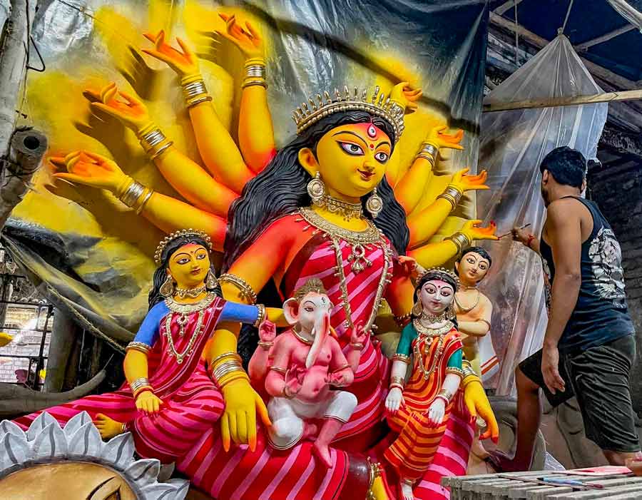 Kolkata News Countdown to Devipaksha, women empowerment and more