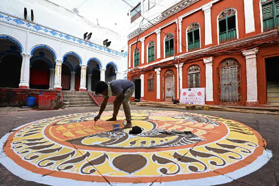 Harakutir Ray-Banerjee Bari gets ready for Durga Puja.