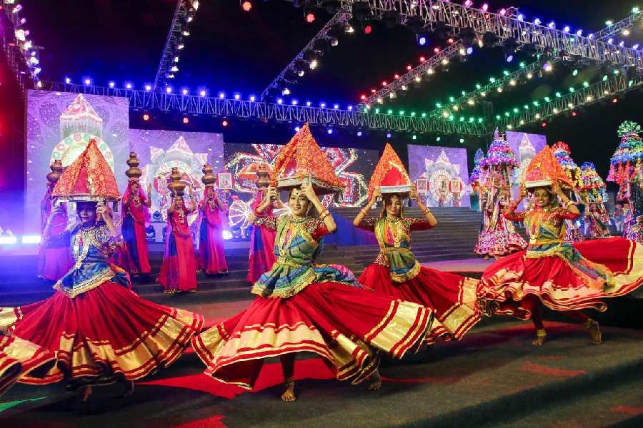 DELIGHT IN DANCE: Dancers sharpen their moves during a 'Garba' rehearsal in Ahmedabad, Wednesday, Oct 2 