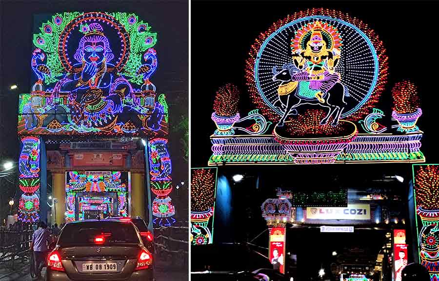 The roads leading to and around Sreebhumi Durga Puja pandal resembled a sea of lights on Wednesday night