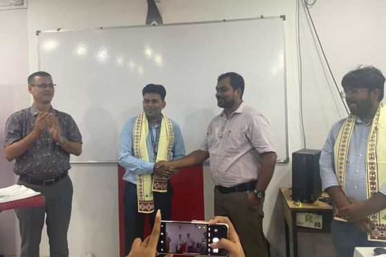 The Placement Trainer Rajiv Khanna was felicitated at the event. 