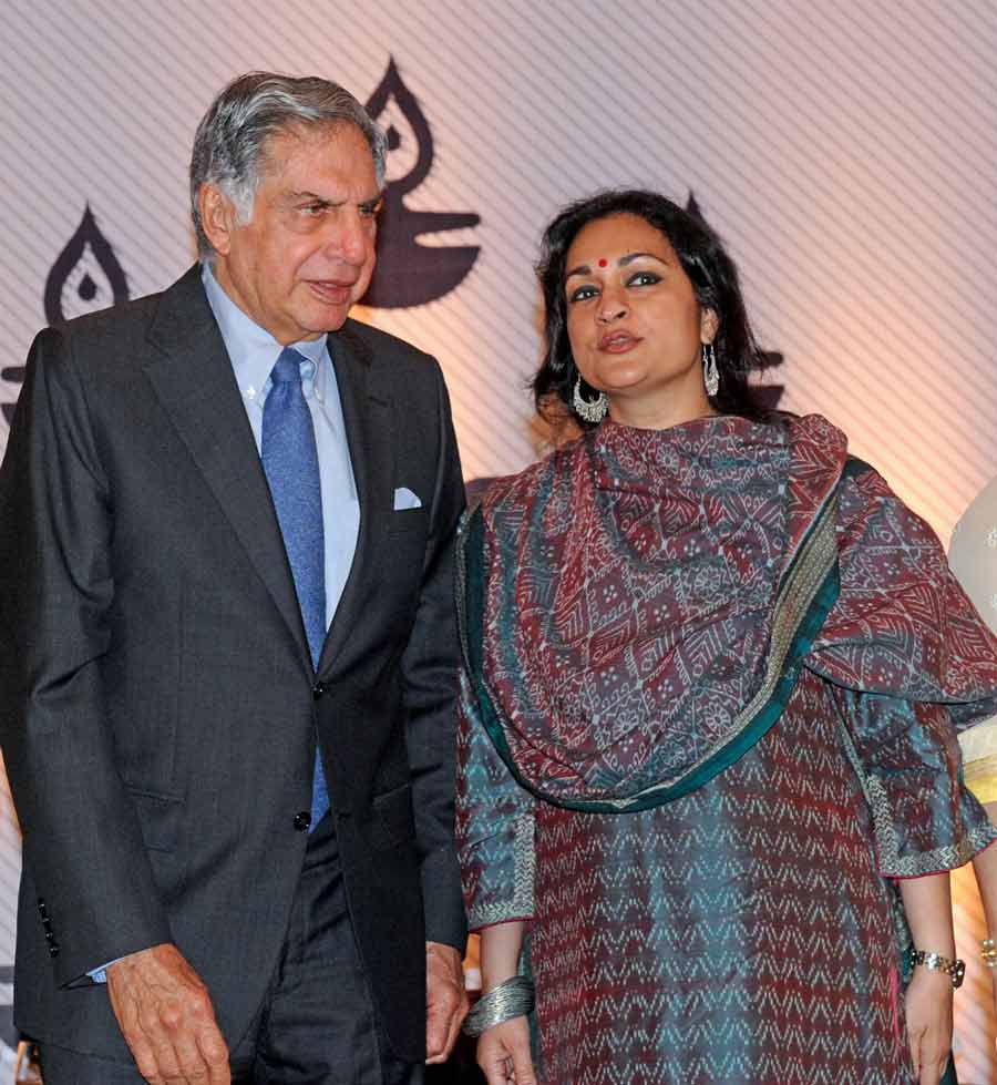 Ratan Tata with Madhu Neotia, adviser to Ambuja Neotia Group’s Hospitality & Healthcare Ventures and governing body member of the Ladies Study Group. The iconic industrialist was also a philanthropist known for his dedication to the development of society, from education to healthcare and more