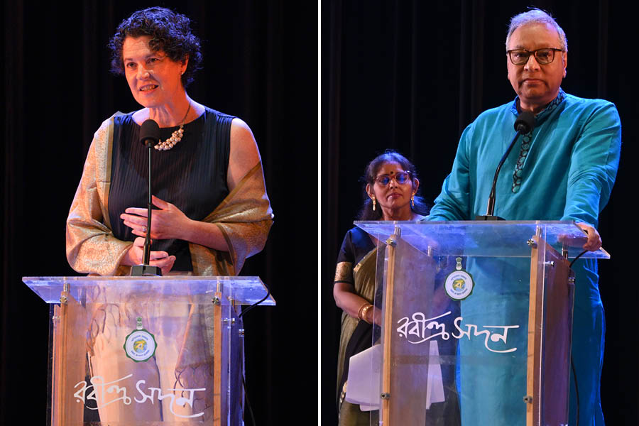 Kathy Giles-Diaz and (right) Jawhar Sircar were the chief guests on the two days of the event