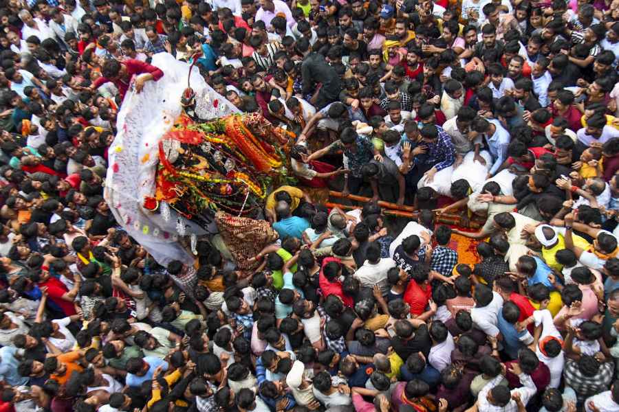 Dusshera Dussehra celebrations sweep across India from Delhi to