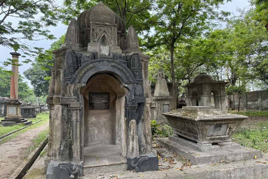 Charles 'Hindoo' Stuart's tomb in South Park Street Cemetery.