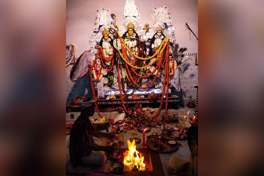 ‘Hom yagna’ rituals being performed in front of the goddess