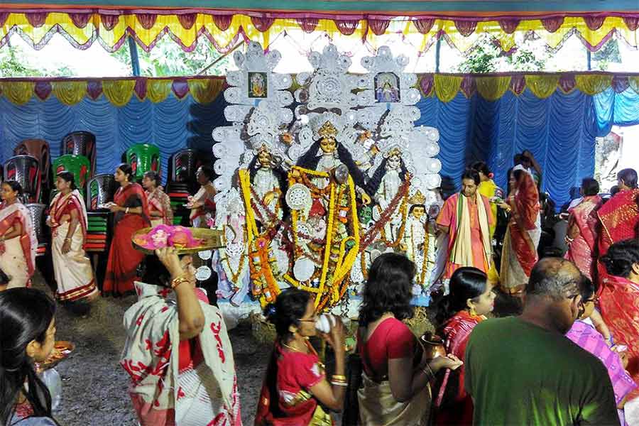 Women conduct ‘thakur baron’ on Dashami at Khalisani Bose Bari, Chandannagar