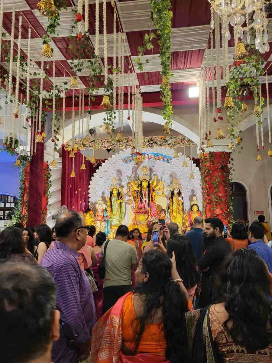 The Puja at DLF 5 Club had all the simple joys of a ‘probashi’ puja, from an Anando Mela to cultural performances by members and visiting artistes and a dandiya night on Navami