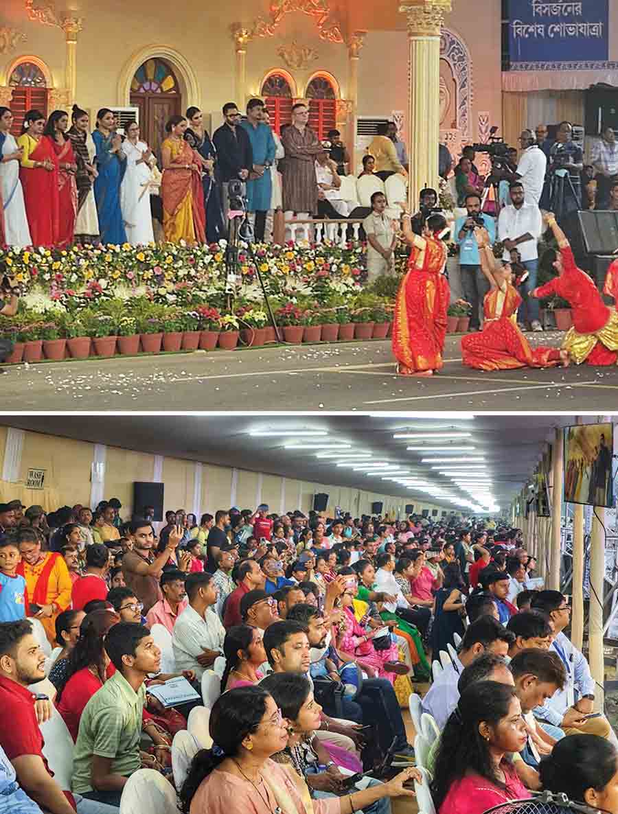 The annual Durga Puja carnival by the West Bengal government was held on Red Road on Tuesday