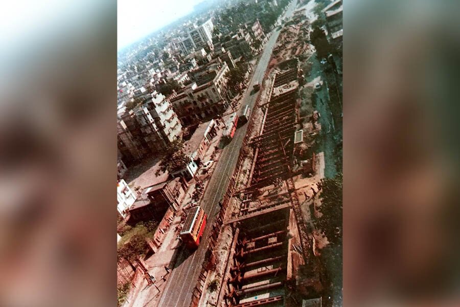 The construction of Metro Rail in the 1980s