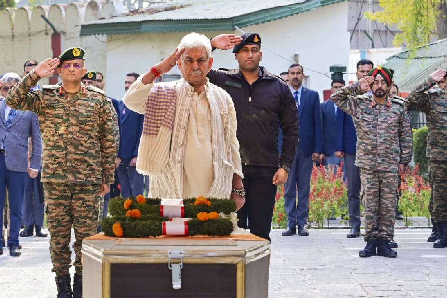 Jammu and Kashmir lieutenant governor Manoj Sinha on Friday pays homage to the two soldiers and two civilian porters killed in Gulmarg on Thursday. The Valley has been rocked by four militant attacks since October 16, leaving 12 dead and over a half-dozen injured.   PTI