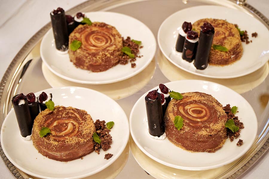 At the residence of Didier Talpain, French consul general in Kolkata, ten participants presented delectable desserts to a jury of chef Thierry Le Baut, academic director of Le Cordon Bleu, Gurugram; the consul general himself, and Vianney Meynier, head of department for India and South Asia, Business France. The challenge was to make desserts that reflect innovation and artistry