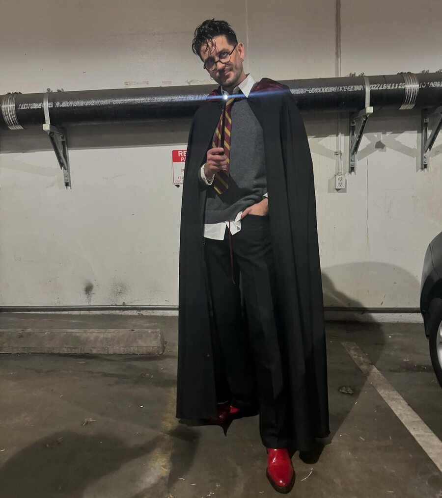 Singer G-Eazy took a trip down memory lane and celebrated Halloween early by dressing up as Harry Potter. Completing his “Gerry Potter” look were Harry’s signature glasses, lightning scar and a Gryffindor tie worn over a grey sweater, black pants and a cape.
