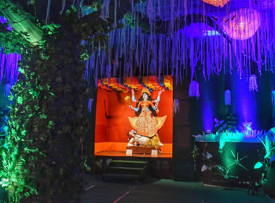 The Kali Puja pandal of Tollygunge Boys Sporting Club