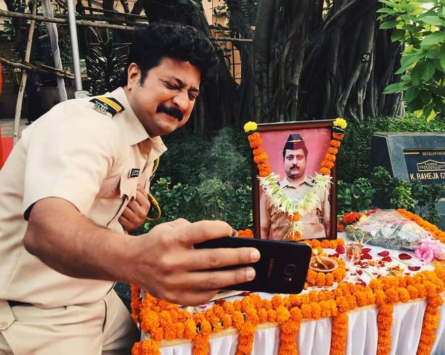 Jitendra Joshi, who took a selfie with his framed portrait on the set, played Ashok Katekar, a loyal and hardworking police constable who works closely with Sartaj Singh.